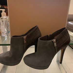 Michael Kors ankle boot size 7-1/2
